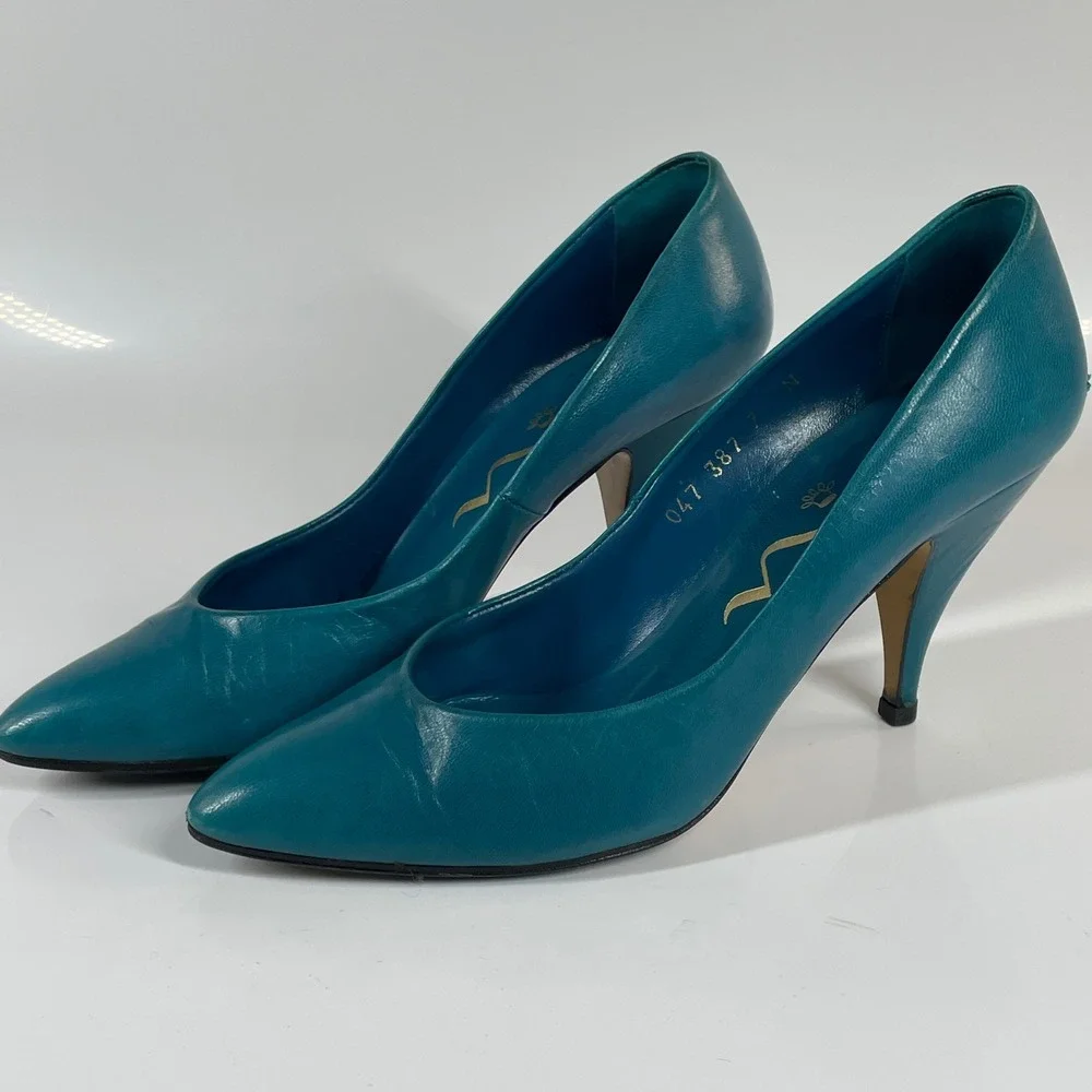 Vintage Nina Turquoise Blue Leather 80s High Heel Pumps Size 6-6.5 Halloween